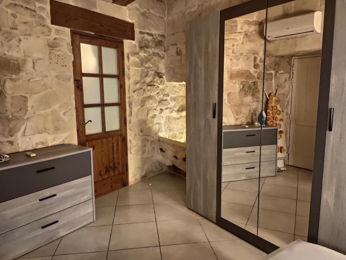 Margerita Villa Qrendi